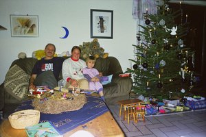 19991200_20000100_Anya_in_D_2394