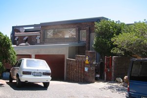 200302